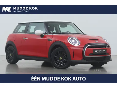 MINI Cooper Classic 33 kWh | Half Leder | Stoelverwarming | LED | Navigatie | PDC A