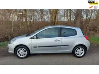 Renault Clio 1.2-16V Exception