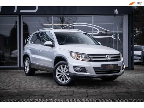 Volkswagen Tiguan 1.4 TSI Sport&Style|Trekh|Navi|Clima|Cruise|Alcantara|17"LMV|