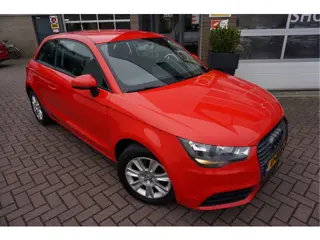 Audi A1 1.2 TFSI Attraction Pro Line Business (bj 2011)