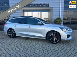 Ford Focus Wagon 1.0 EcoBoost Hybrid ST Line X Business Applecarplay|Camera|Stoel en Stuurverwarming