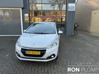 Peugeot 208 1.2 PureTech Blue Lion / Airco/ Navigatie/ Cruise/ Apple carplay/ LED/ PDC