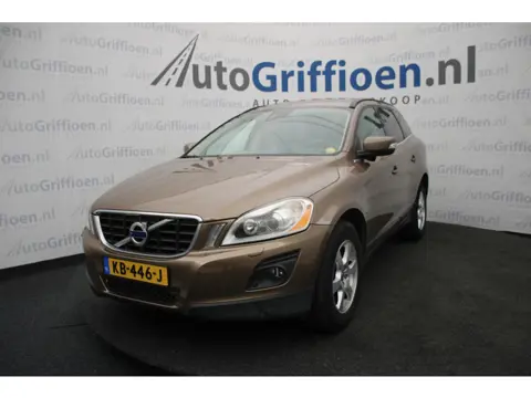 Volvo XC60 3.0 T6 AWD Summum keurige SUV met trekhaak