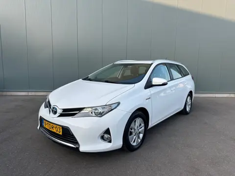 Toyota Auris Touring Sports 1.8 Hybr. Aspiration CAMERA | NAP !