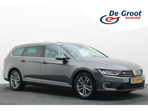 Volkswagen Passat Variant 1.4 TSI GTE Connected Series Plus Panoramadak, Virtual Cockpit, ACC, Apple