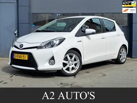 Toyota Yaris 1.5 Full Hybrid Dynamic EXPORT