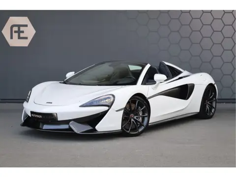 McLaren 570S Spider | CARBON INTERIEUR | BOWERS & WILKENS | CRUISE CONTROL | ELEKTRISCHE STOELEN + G