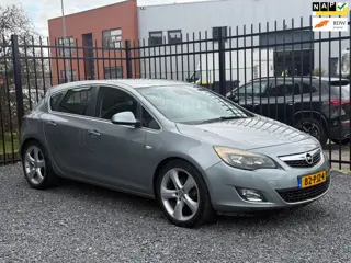 Opel Astra 1.6 Turbo Sport CLIMA!NAVI!6BAK!LEUKE AUTO!
