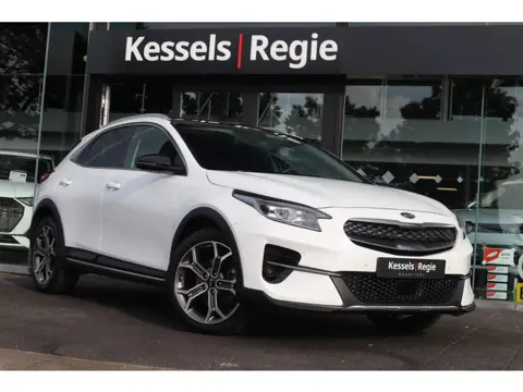 Kia Xceed 1.6 GDi PHEV ExecutiveLine Pano Memory Stoelventilatie Keyless Camera CarPlay Stuur/Stoelv