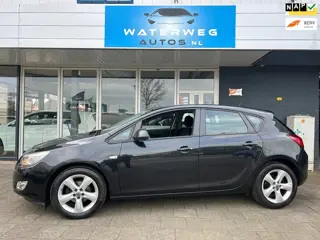 Opel Astra 1.4 Edition Airco/Cruise/LM velgen/ goed onderhouden