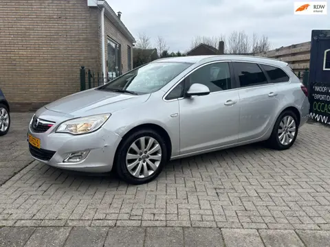 Opel Astra Sports Tourer 1.4 Turbo Cosmo | nieuwe apk |