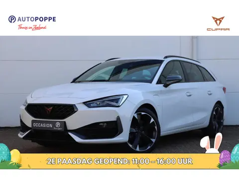 CUPRA Leon Sportstourer 1.4 eHybrid Performance 204pk DSG6 | Stoel- en Stuurverwarming | Adaptive | 