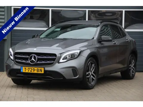 Mercedes-Benz GLA 200 Premium | Camera | Navi | Trekhaak | Stoelverw | Airco | Cruise | Sportstoelen