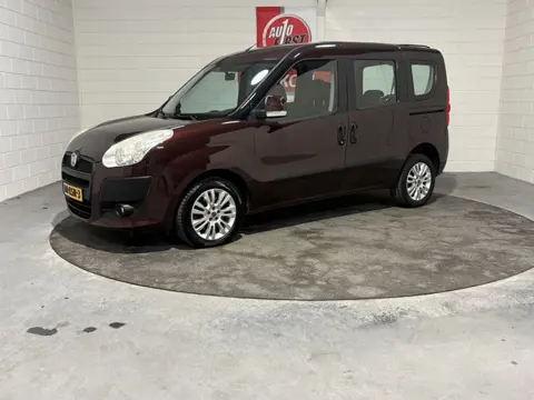 Fiat Doblò 1.4 Emotion, 2e eigenaar, Clima, Cruise control, Parkeersensoren, Isofix, Opklapbare acht