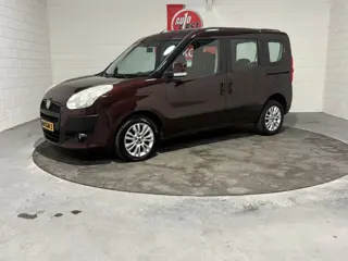 Fiat Doblò 1.4 Emotion, 2e eigenaar, Clima, Cruise control, Parkeersensoren, Isofix, Opklapbare acht