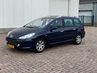 Peugeot 307 SW 1.6-16V Premium 7-Persoons