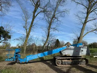 Aichi SR18A Isuzu Diesel 20 meter Rups Telescoop Hoogwerker