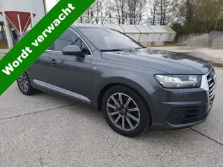 Audi Q7 3.0 TDI quattro Pro Line + 7p - COMING SOON