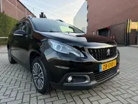 Peugeot 2008 1.2 PureTech Blue Lease Executive_Dealer-onderhouden!!
