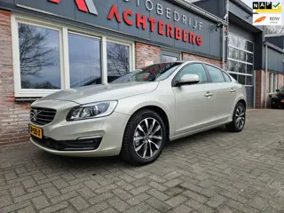 Volvo S60 1.5 T3 Polar+ Dynamic Automaat! Leer! Camera! Dealer Onderhouden! Mooie/Nette Auto!