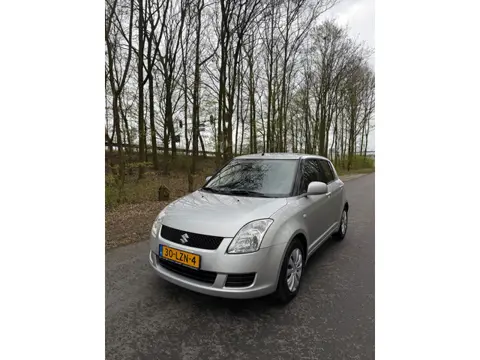 Suzuki Swift 1.3 Cool, 4-deurs, Airco, APK!