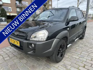 Hyundai Tucson 2.0i Dynamic World Cup edition airco/ecc nieuwe apk leder-int