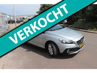 Volvo V40 CROSS COUNTRY Nw distributie, APK 5 2027