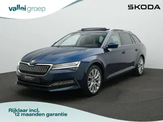 Skoda Superb 1.4 TSI iV 218 pk Style | Panoramadak | Trekhaak | Geheugenstoel | Adaptief onderstel |