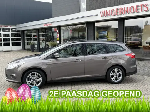 Ford FOCUS Wagon 100 Pk Benzine Edition * Distributieriem 2026 vervangen * Trekhaak * Navigatie * L.