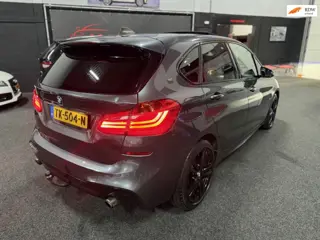BMW 2-serie Active Tourer 220i High Executive