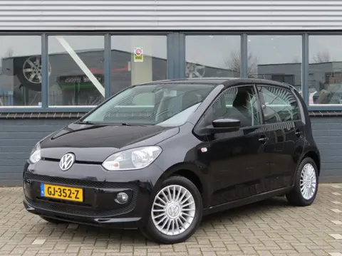 Volkswagen up! 1.0 high up! BlueMotion | cruise control | parkeersensoren | fender audio | afneembar