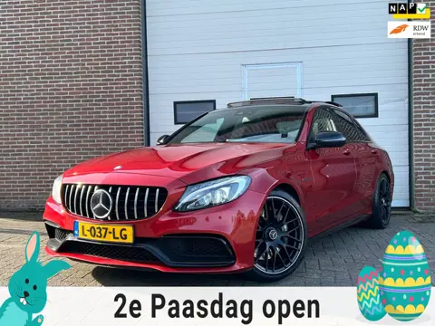 Mercedes-Benz C-klasse AMG 63 / Pano / Schaalstoelen / Dealer ondr / Burmester / Keyless / Sfeer ver