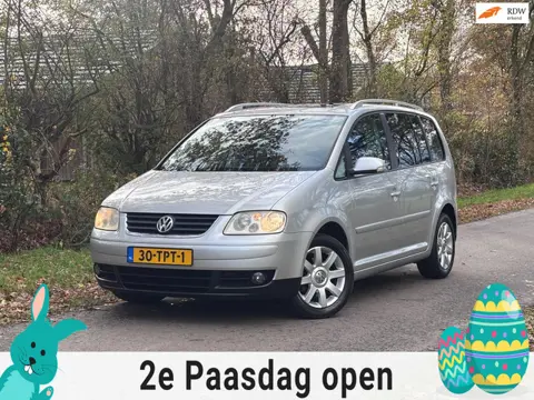 Volkswagen Touran 2.0-16V FSI Trendline | Airco + Cruise Nu € 2.450,-!!!