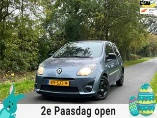 Renault Twingo 1.2-16V Sport | Nieuwe apk + 1e Eigenaar Nu € 1.975,-!!!