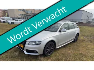 Audi A4 Avant 3.2 FSI Quattro 265pk Automaat Leder Xenon Trekhaak 1900kg.