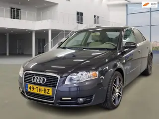 Audi A4 Limousine 2.0 Pro Line AUT NAVI PSENSOR CRUISE TREKHAAK 2 X SLEUTELS