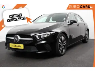 Mercedes-Benz A-klasse 180 136pk Automaat Progressive Navigatie Parkeersensoren Camera Cruise Contro