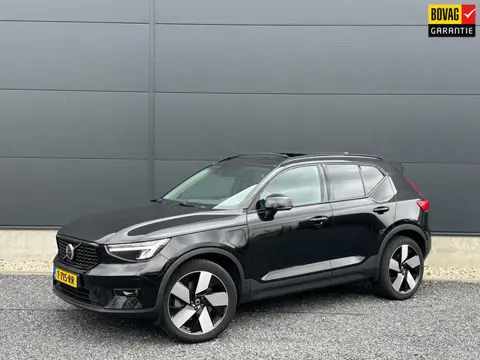 Volvo XC40 1.5 T4 Plug-in hybrid Ultimate Bright Pano | Leder | Memory | Stuurstoel verw.