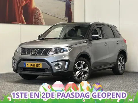 Suzuki Vitara 1.6 HIGH EXECUTIVE ACHTERUITRIJCAMERA LEDER/ALCANTARA STOELVERWARMING NAVIGATIE APPLE 