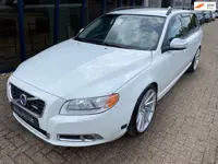Volvo V70 2.5FT R-Design Automaat 230PK LEER / XENON / 19" VELGEN