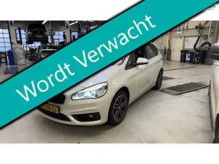 BMW 2-serie Active Tourer 218i High Exe 136pk Automaat 2e eig. Leder Navi