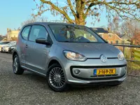 Volkswagen Up! 1.0 groove up! BlueMotion | Navi + Airco + Stoel verw. nu € 5.975,-!!!