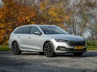 Skoda Octavia Combi 1.4 TSI iV PHEV Business Edition Plus // panorama dak