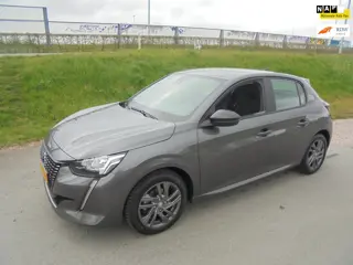Peugeot 208 peugeot 208 1.2 benzine Pure Tech airco lmv pdc navigatie 39.000km