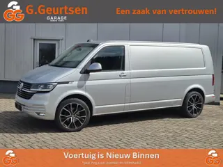 Volkswagen Transporter 2.0TDI L2H1 150PK Comfortline Camera, LED, ACC, Stoelverwarming