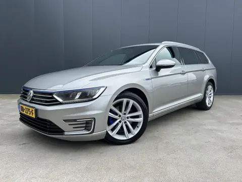 Volkswagen Passat Variant 1.4 TSI GTE Highline 1e EIGENAAR PANO DAK CAMERA ADAPT CRUISE LEER LED NAV