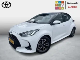Toyota Yaris 1.5 Hybrid Dynamic Black top