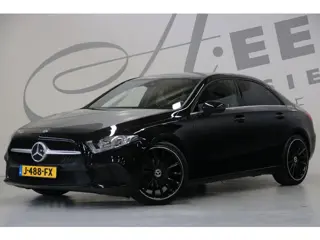 Mercedes-Benz A-klasse 180 Apple carplay/Achteruitrijcamera/NAP/Origineel NL