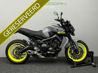 Yamaha MT-09 ABS | 2017 | 15DKM | QS | Night Fluo | LED Verstralers | Custom Seat | MT 09