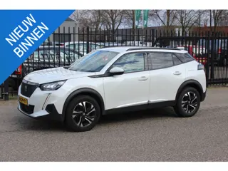 Peugeot 2008 1.2 PureTech Allure, Lesauto met dubbele bediening